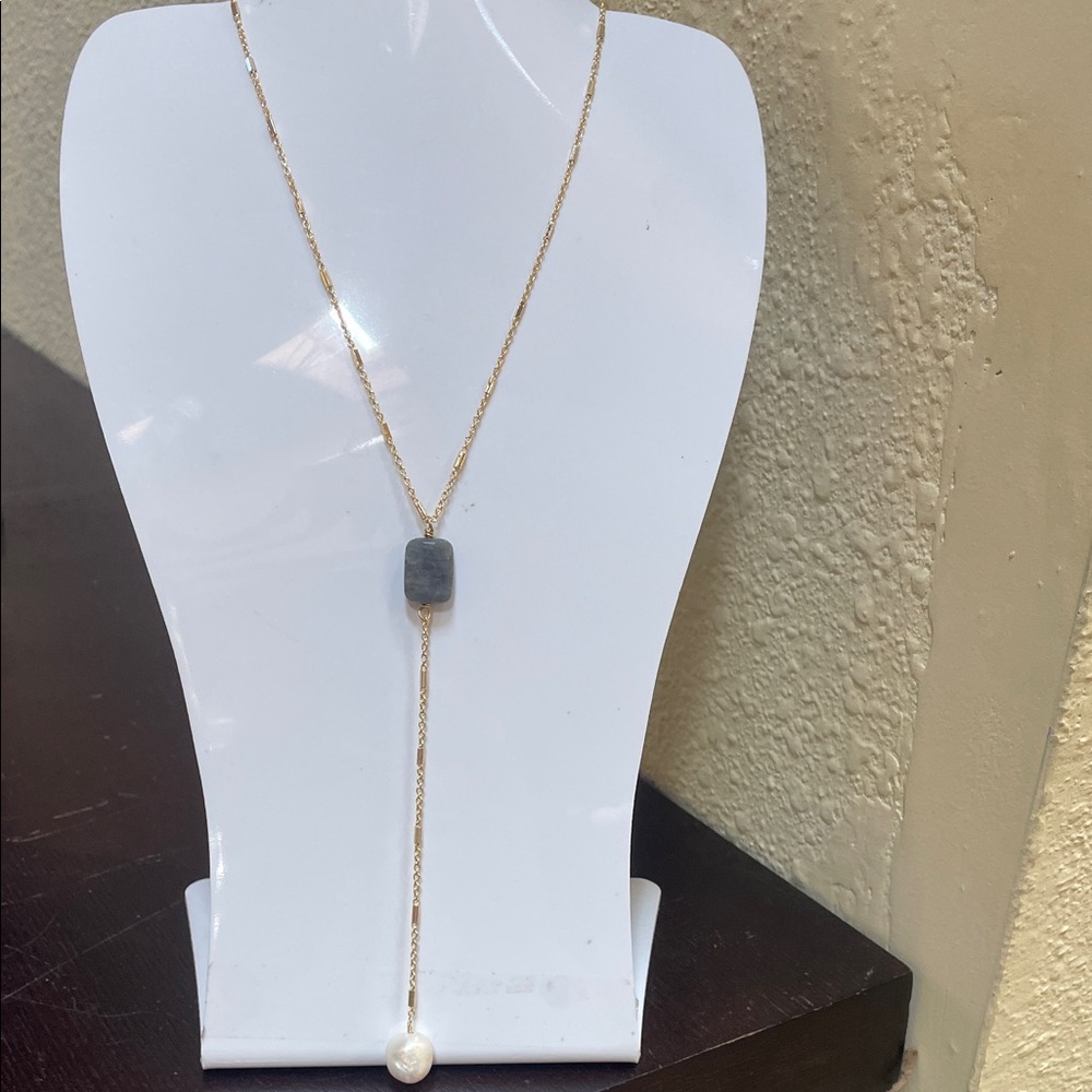 Gold Necklace with labradorite Stone and Pearl Pendant 18k gold plated